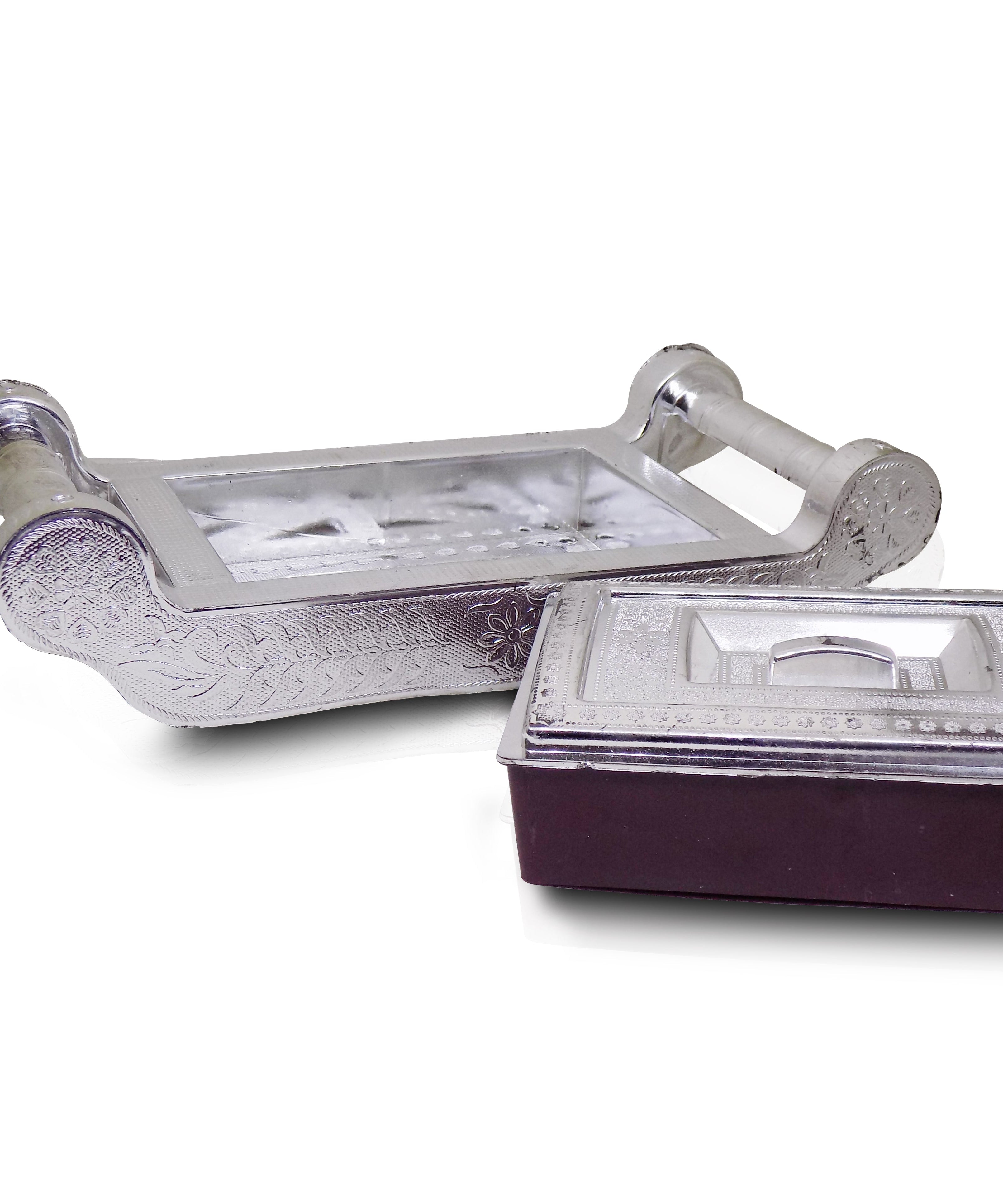 Royal design silver gift box with four compartments.