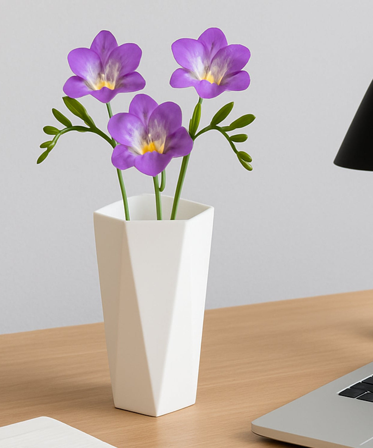 Modern Geometric Hexagon Plastic Flower Vase (1 Pc)