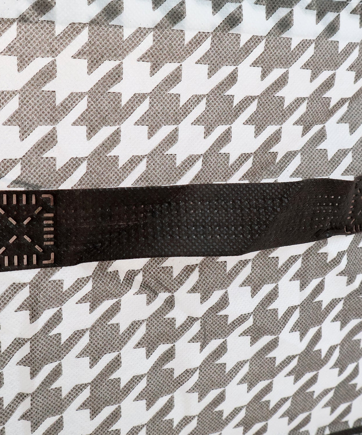 Cloth storage baskets, closet storage bins (42×28 Cm)