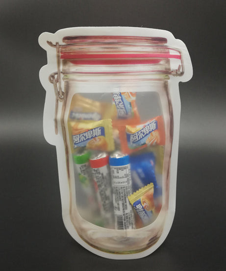 Plastic food storage jar with airtight seal and zipper, 500ml capacity.