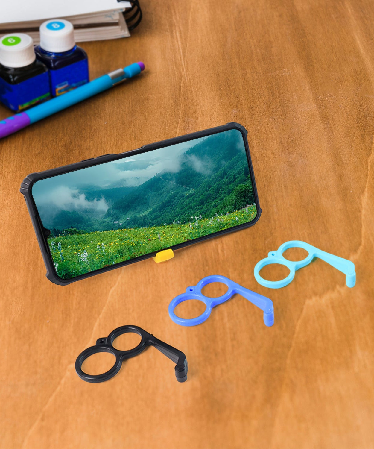 Universal Hand Holder Phone Stand