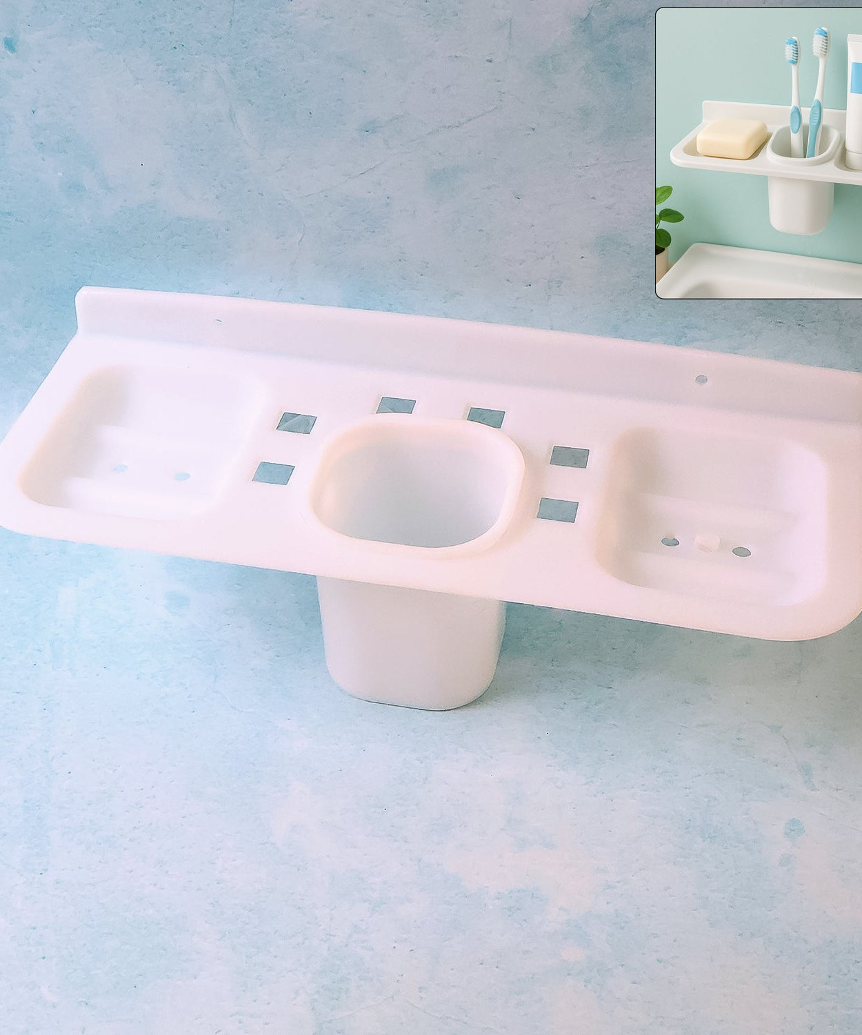 Plastic Soap Dish and plastic soap dish tray used in bathroom and kitchen purposes.
