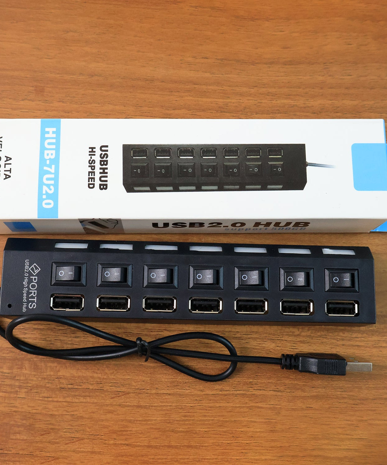 USB Splitter Multi Port USB 2.0 Hub, 7 Port with Independent On/Off Switch and LED Indicators USB A Port Data Hub, Suitable for PC Computer Keyboard Laptop Mobile HDD, Flash Drive  Etc