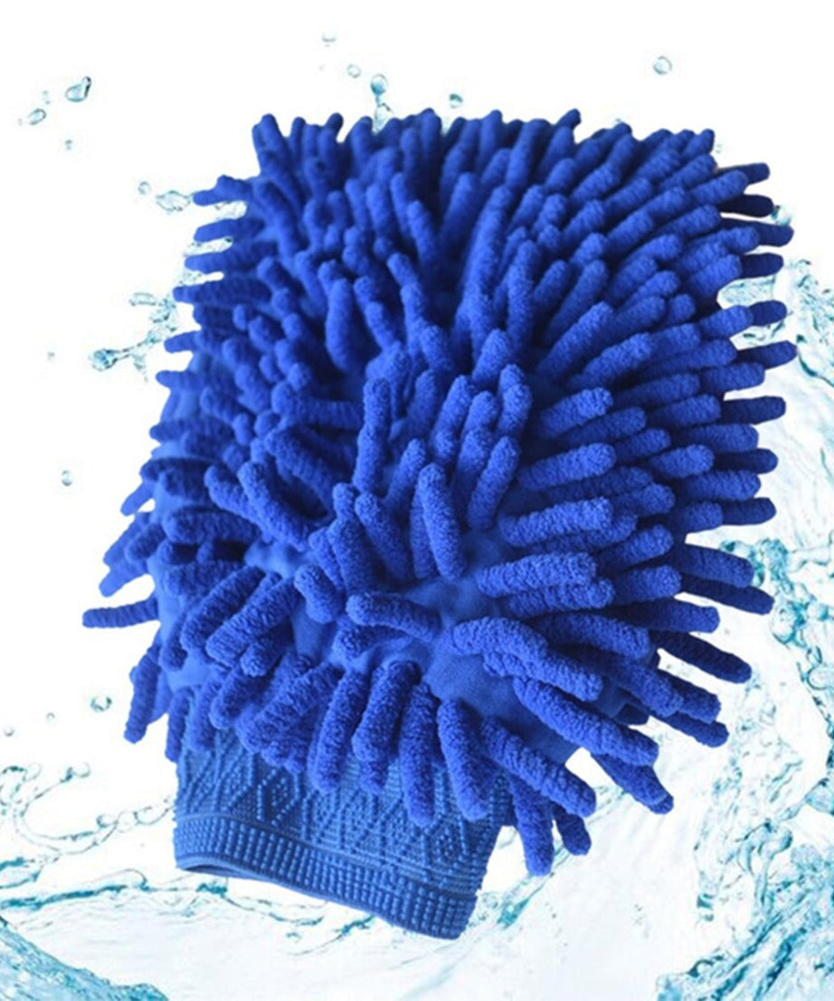 Cleaning mitts made from microfiber with chenille