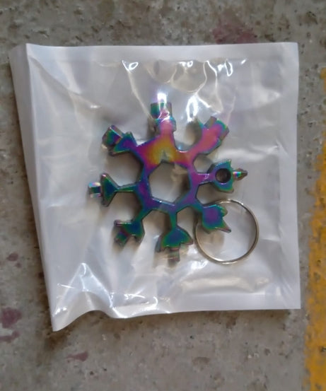 Durable & Portable 18-in-1 Snowflake Multi-Tool – Bottle Opener, Screwdriver & Wrench Kit