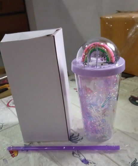 Plastic sipper bottle with glow light