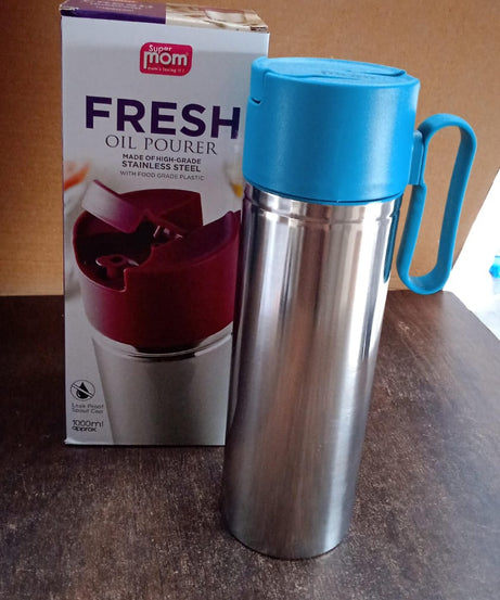 Supermom Stainless Steel Fresh Oil Pourer Bottle with Flip Lid and Handle Approx 1000ML (1 Pc)