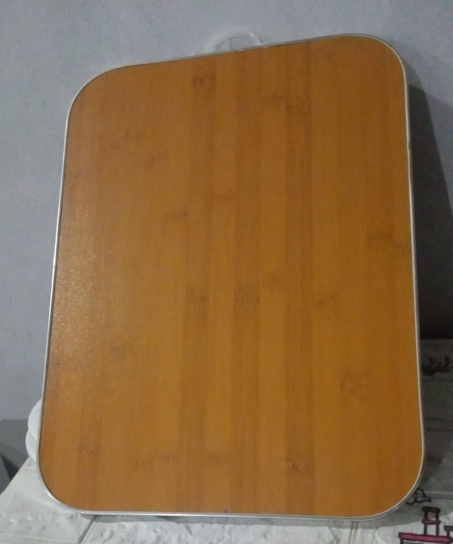 Steel and wooden cutting board comparison
