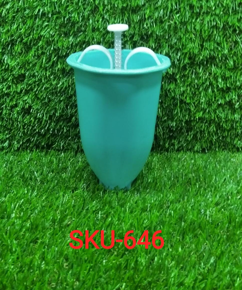 Easy-to-use donut and vada maker with a simple press mechanism.