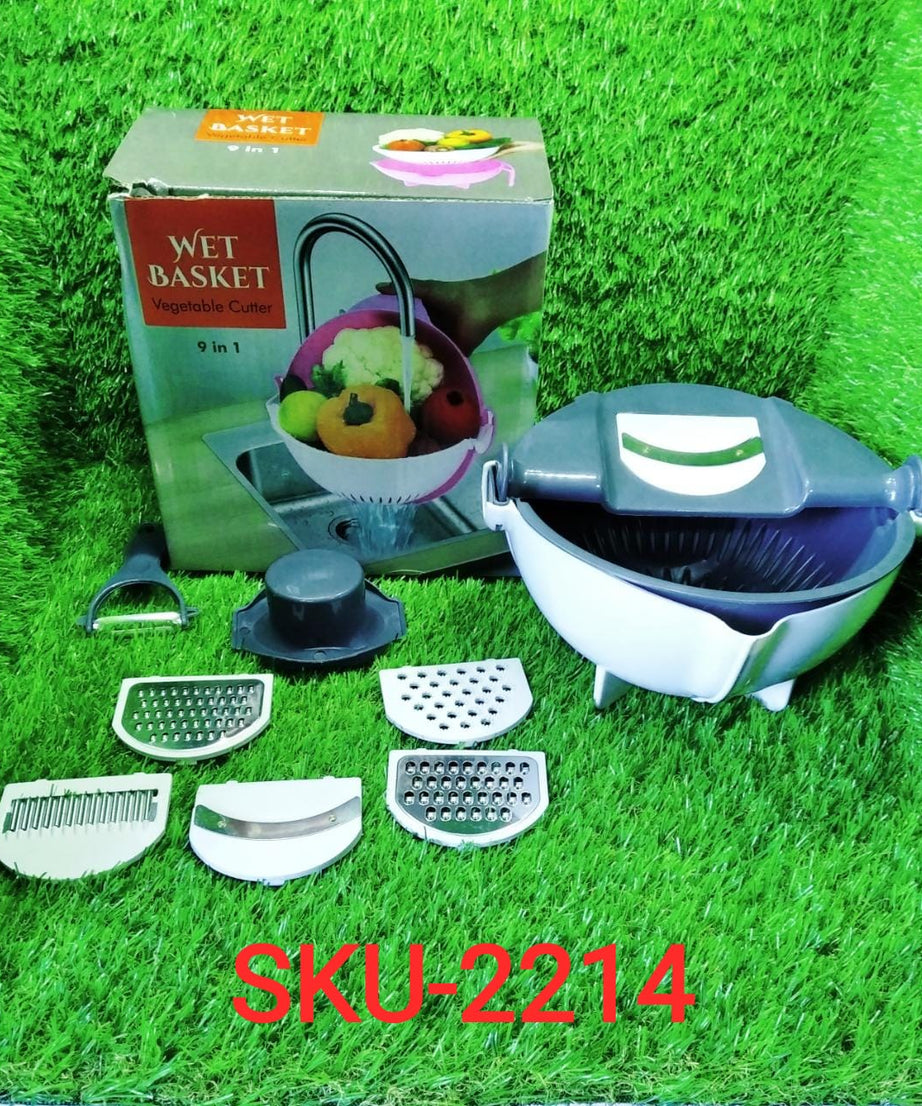 Efficient vegetable slicer and rotating basket for easy prep.