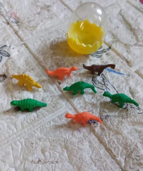 7 Piece Dinosaur Shaped Erasers for Kids - Animal Erasers, 3D Puzzle