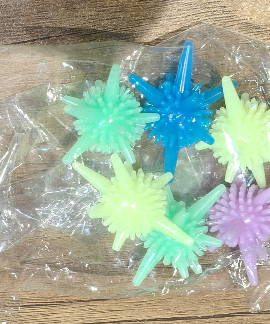 Washing Machine Laundry Reusable Soft Spiky Balls (6 Pc)