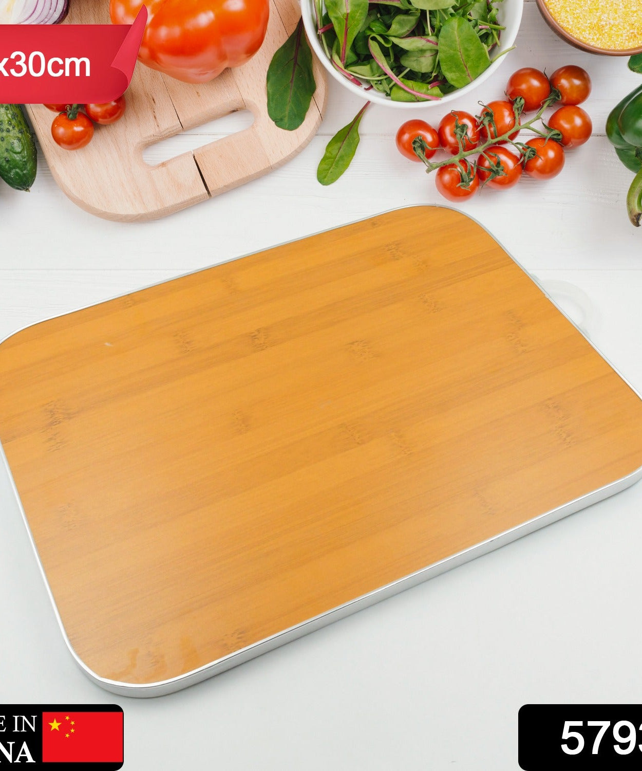 Steel vs wooden cutting board comparison for kitchen