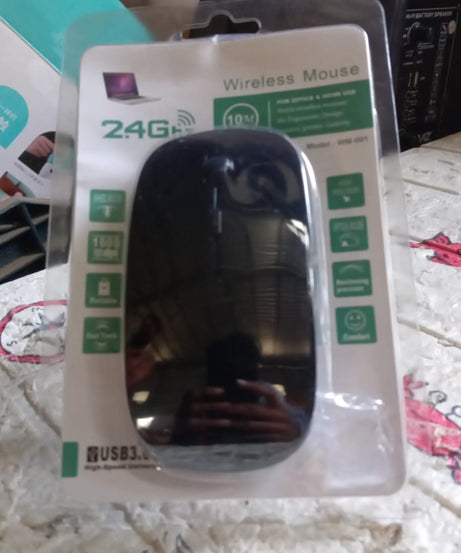 Sleek wireless mouse for home and office use, fits multiple devices.