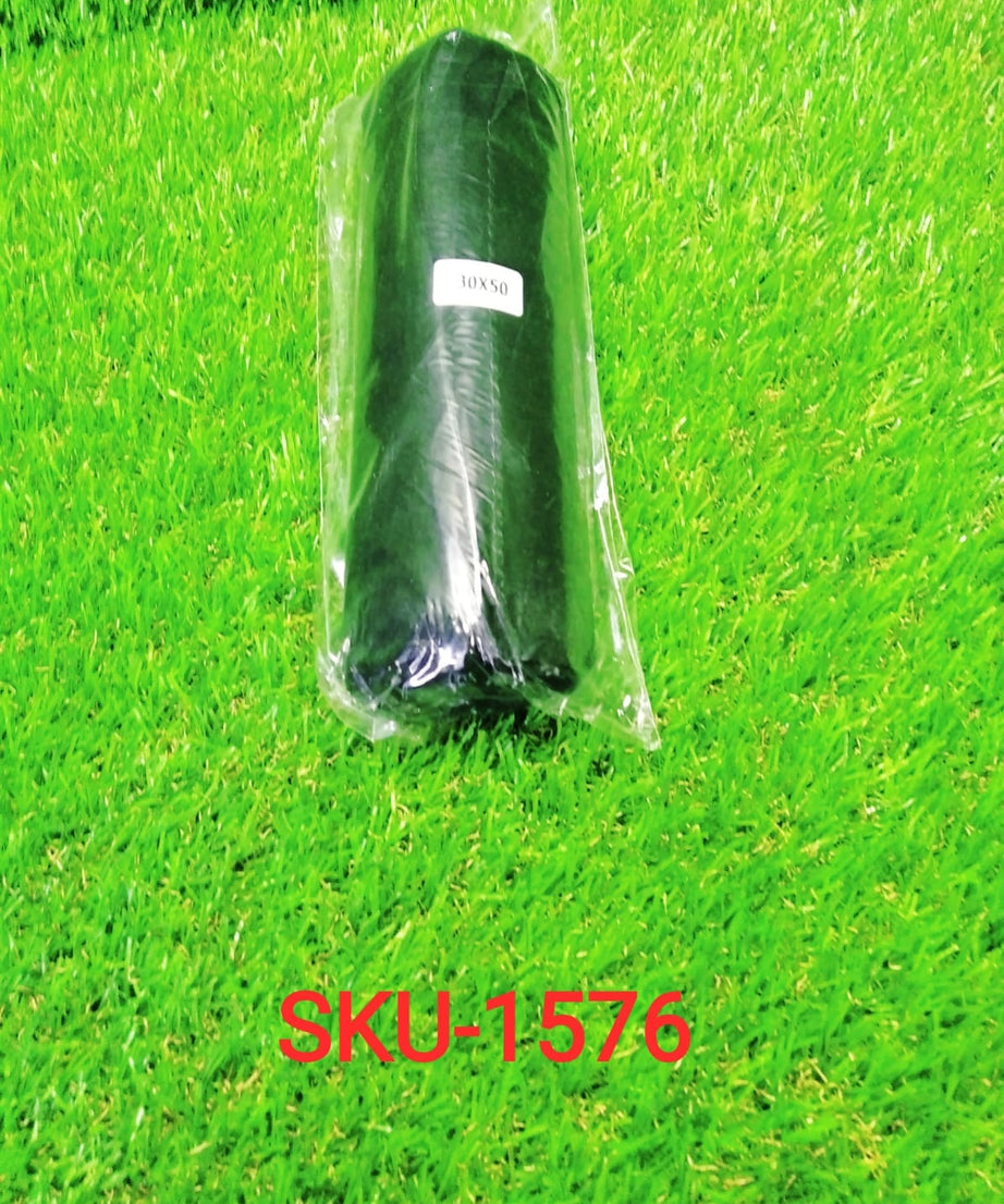Black garbage bags, size 30 x 50 cm, large and durable for various uses.