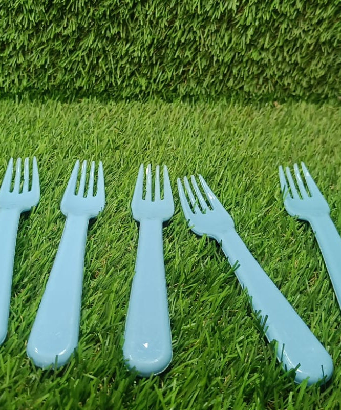 Plastic forks