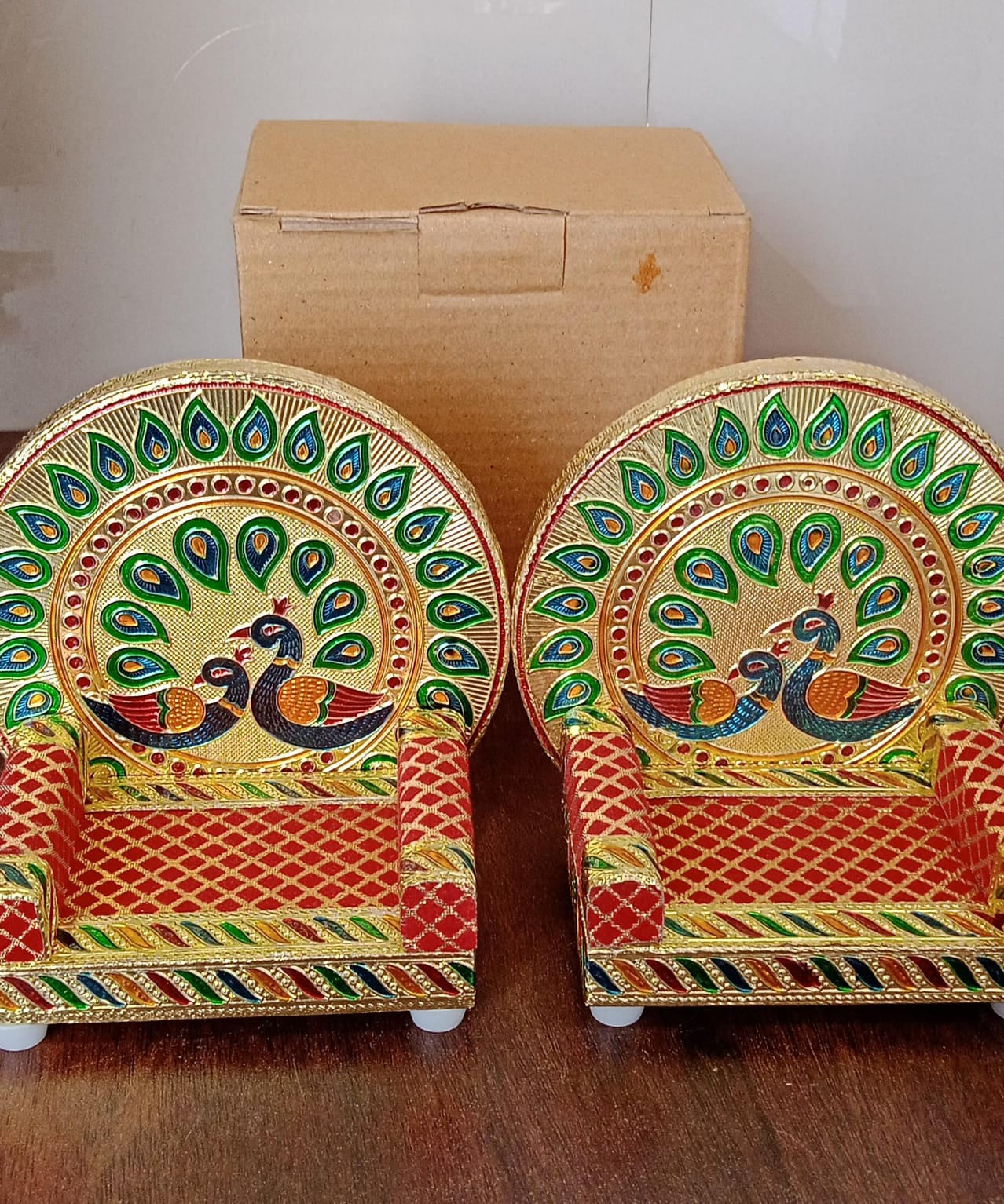 Meenakari Work Laddu Gopal Singhasan  / Sihasan for Pooja Mandir Wooden Krishna Ladoo Bal Gopal Sofa Asan, Home Decorative Premium Look Decorative Singhasan Suitable For Home, Office, Restaurant (2 Pc Set)