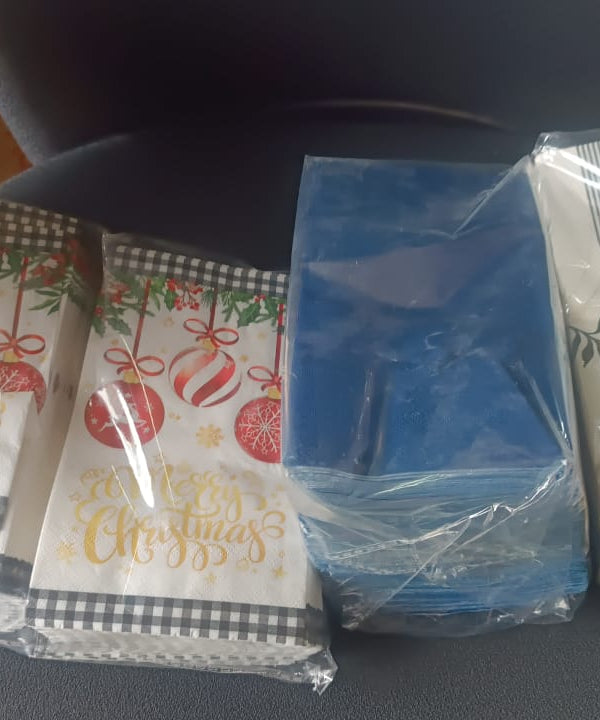 Premium Disposable Paper Napkins Approx 100 Pcs