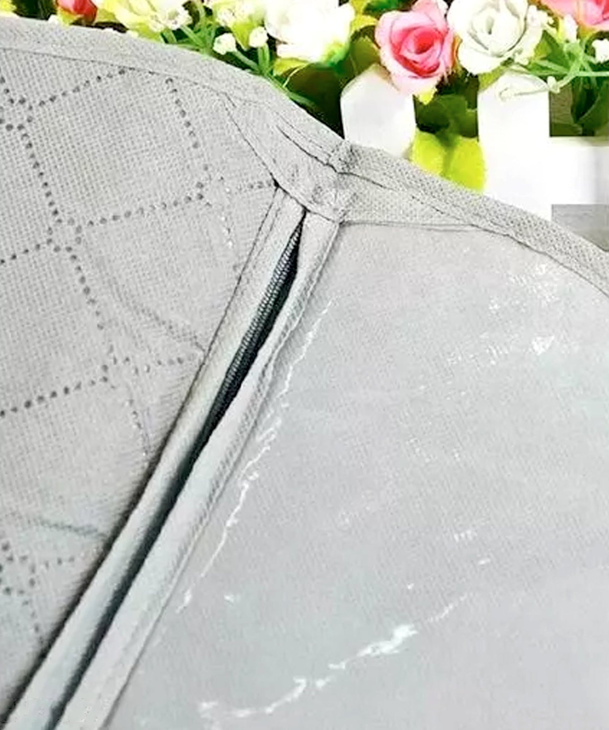 Foldable blazer cover for travel