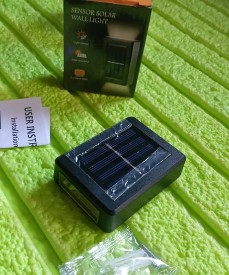 Solar Wall Lights Small Fence Lights Solar Powered Up Down LED Porch Light Garden Lights Outdoor Solar Landscape Lights WaterProof Light (1 Pc)