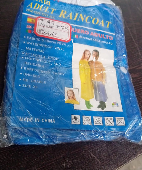 Portable rain suit for adults, waterproof with plastic material.