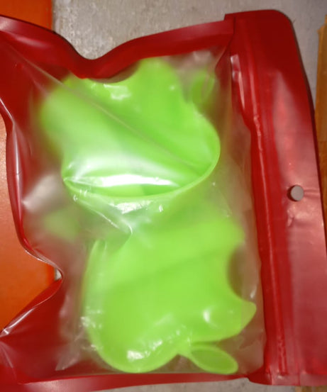 Apple-Shaped Plastic Mobile Phone Holder (3 Pc & mix color)