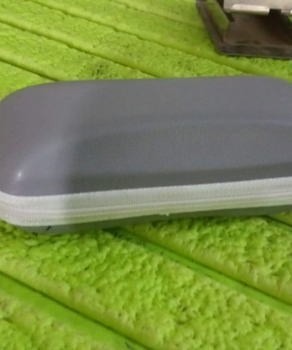 Portable Zipper Eye Glass Sunglasses Hard Case Cover (1 Pc)