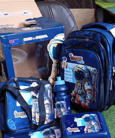 5 in 1 School Bag Includes lunch bag, 14 inch School Bags, water bottle & pencil case in box packing (1 Set / Mix Color))