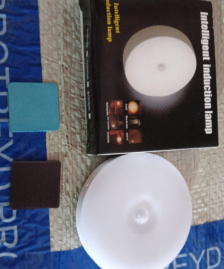 8 LED Night Lights With USB Charging & Double-Sided Adhesive Pads (1 Pc)