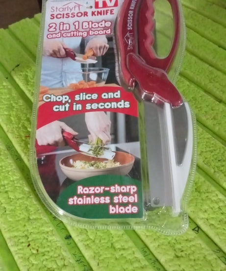 2 in 1 Kitchen Knife Scissor with Spring Locking Hinge and Chopping Board (1 Pc / With Card Packing)