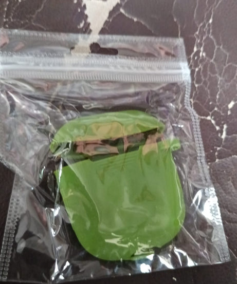 Silicone Shockproof Protection Wireless Headphones Carrying Box Cover with Metal Keychain