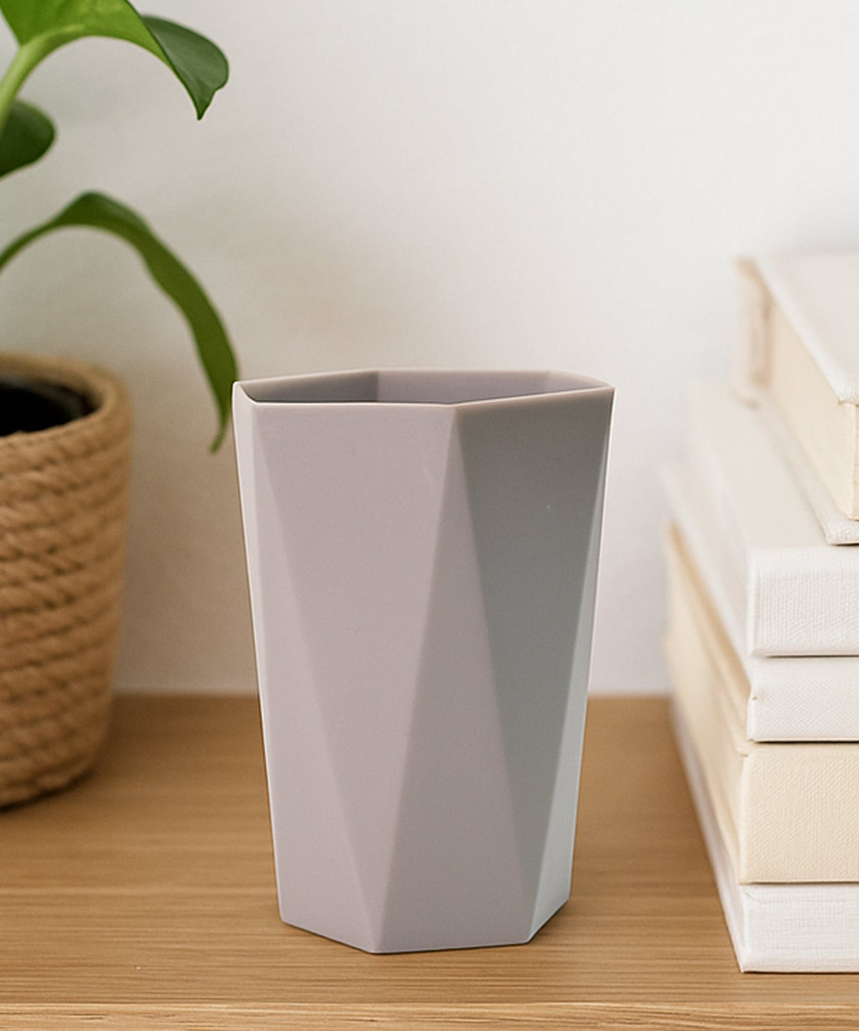 Hexa Cut Plastic Glass for Kitchen