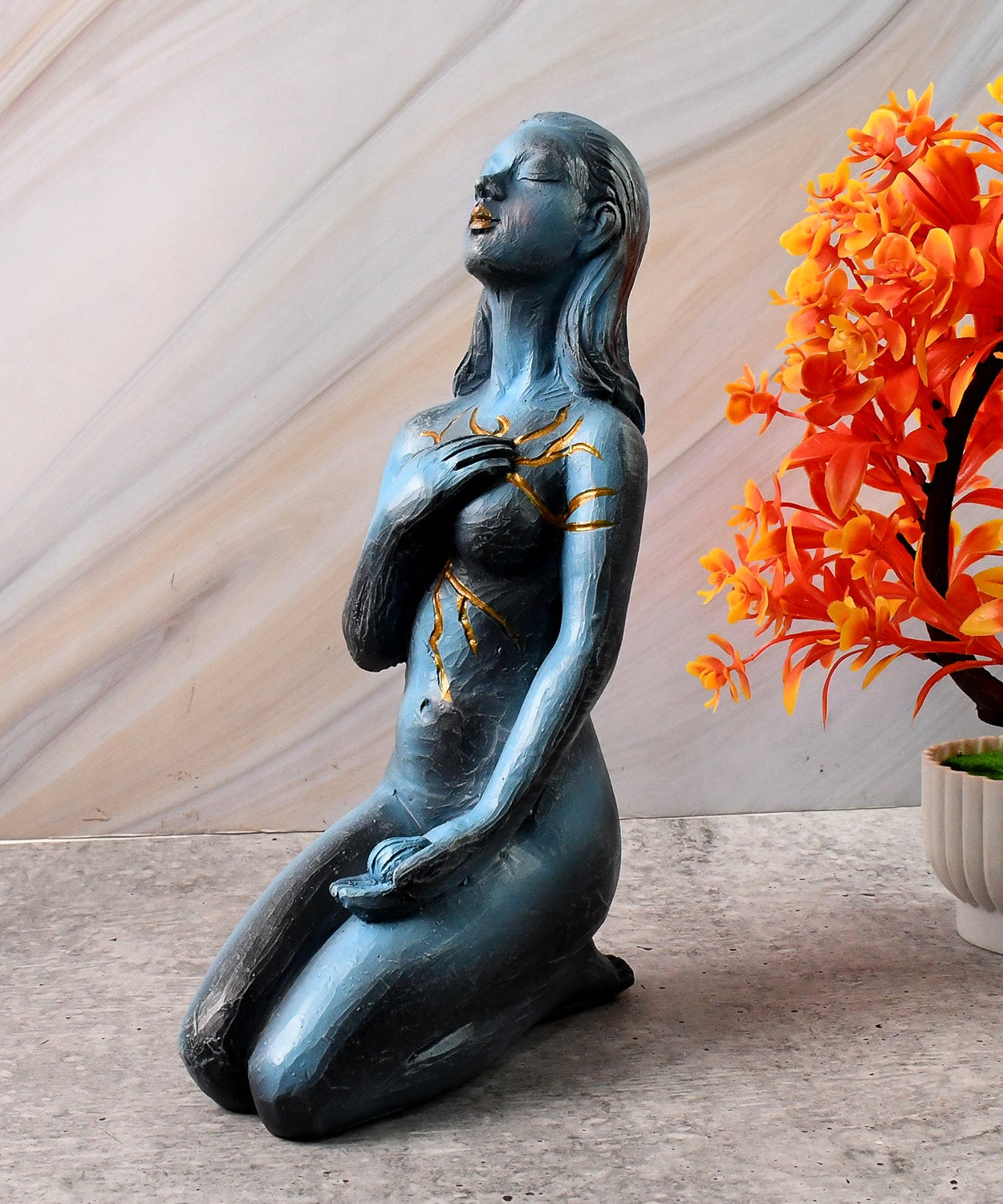 Elegant Resin Kneeling Woman Decorative Statue