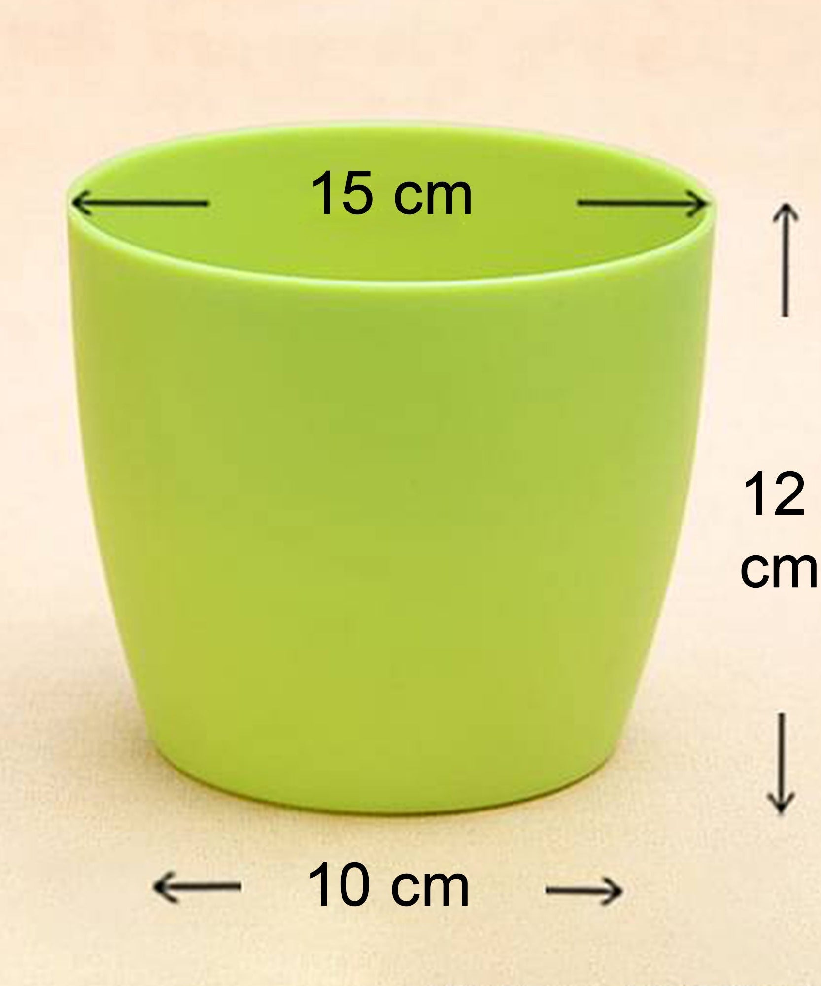 Green round plastic flower pots