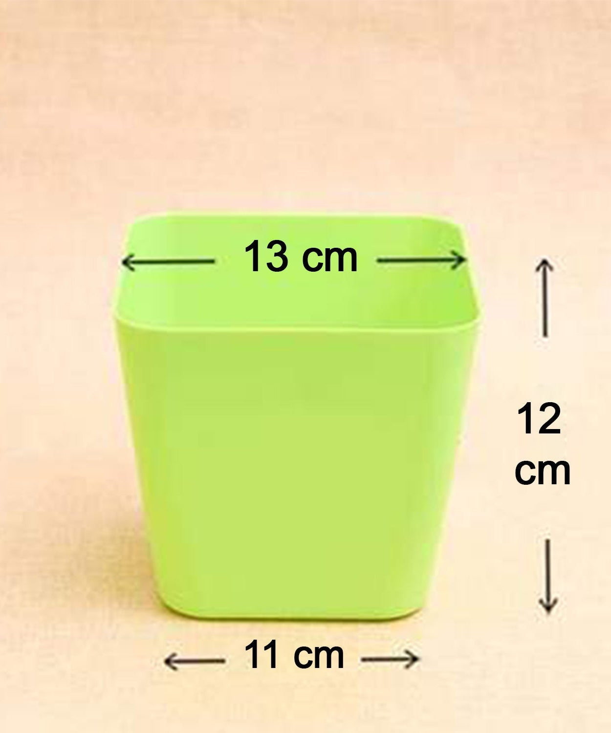 Green square flower pots for gardening